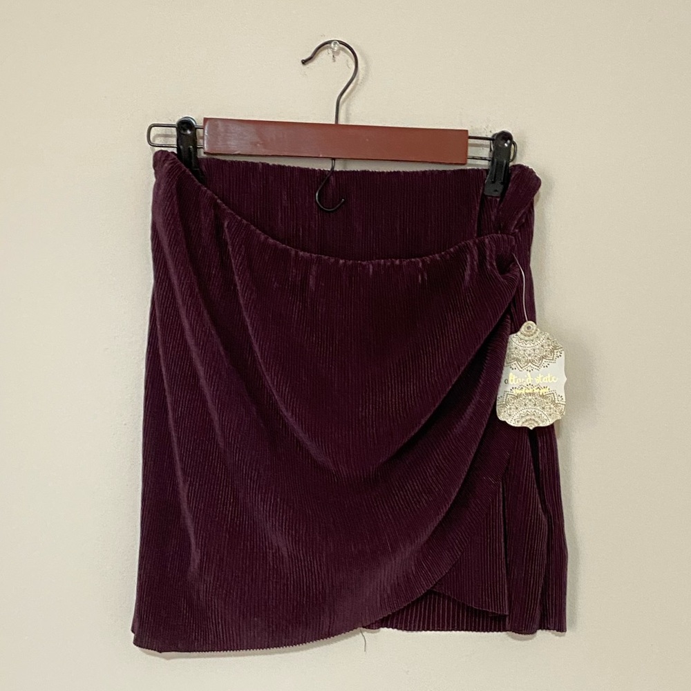 NWT Altar'd State Women’s Maroon Burgundy Corduroy Mini Skirt Size XS